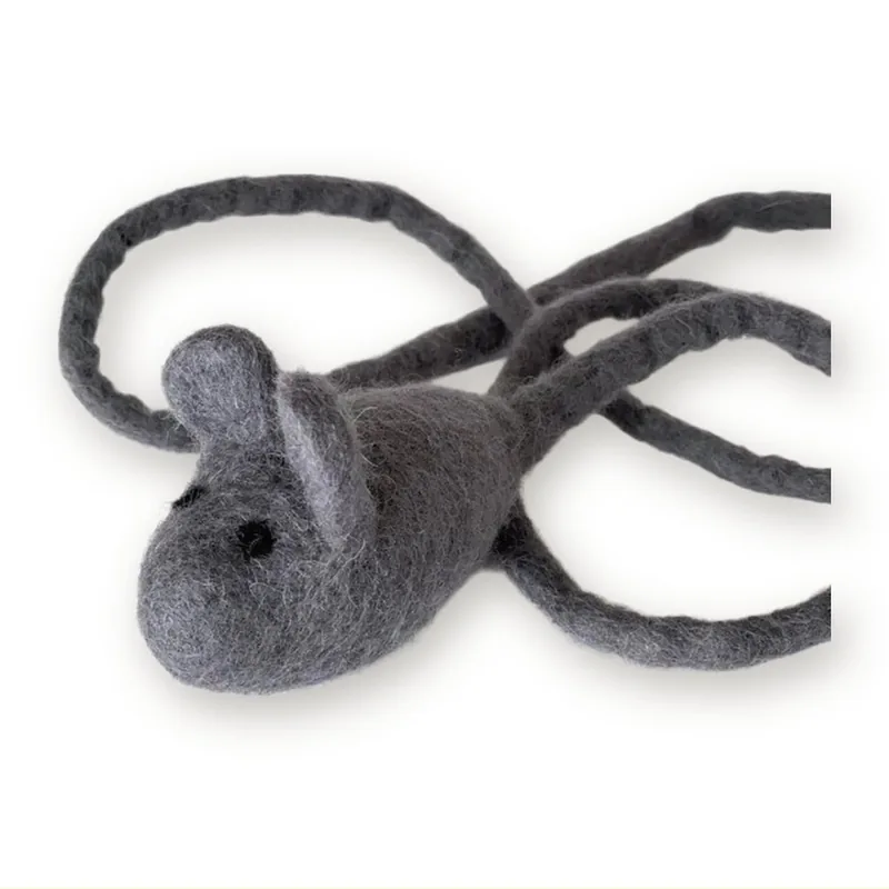 Handmade Felted Wool Mouse Cat Toy with Long Tail